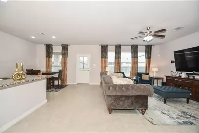 8614 Oakdale Bluff Court, Richmond, TX 77407 - Photo 6