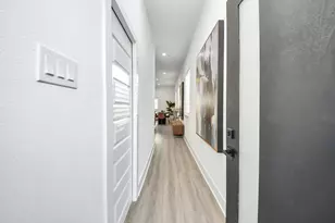 8533 Amadwe St, Houston, TX 77051 - Photo 4