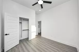 8533 Amadwe St, Houston, TX 77051 - Photo 28