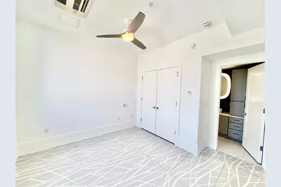 2201 Market Street #1101, Galveston, TX 77550 - Photo 10