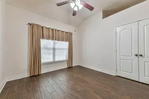 4055 Bentwood Dr, Dickinson, TX 77539 - Photo 12