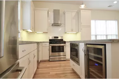 3408 La Branch Street #B, Houston, TX 77004 - Photo 10