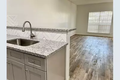 2626 Holly Hall Street #307, Houston, TX 77054 - Photo 2