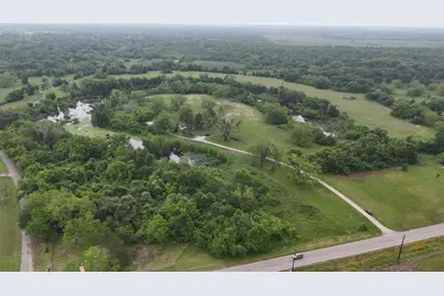 2627 Fm 524, Sweeny, TX 77480 - Photo 4