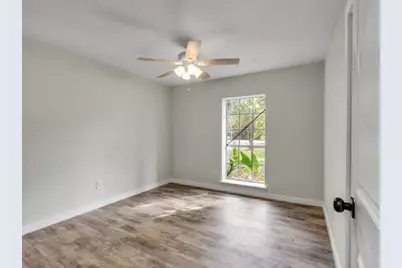 331 Cherry Valley Drive, Houston, TX 77336 - Photo 10