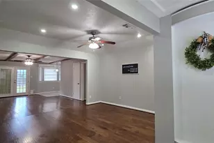 11027 Caribbean Ln, Houston, TX 77089 - Photo 14