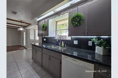 11027 Caribbean Lane, Houston, TX 77089 - Photo 10