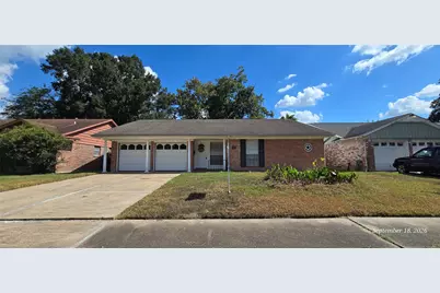 11027 Caribbean Lane, Houston, TX 77089 - Photo 2