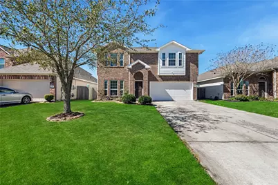 512 Forest Village Circle, La Marque, TX 77568 - Photo 2