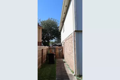 710 Hidden Ridge W, Houston, TX 77073 - Photo 44