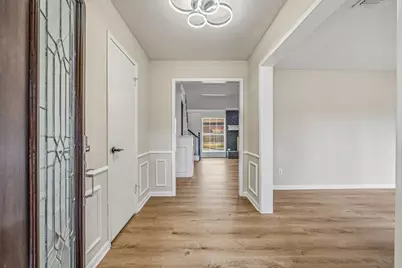 119 Laura Lane, Conroe, TX 77385 - Photo 8