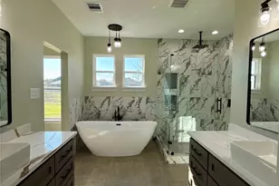 237 Crestview Dr, West Columbia, TX 77486 - Photo 18