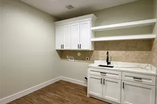 237 Crestview Dr, West Columbia, TX 77486 - Photo 18