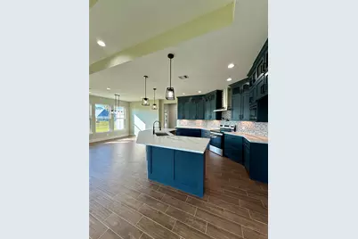 237 Crestview Drive, West Columbia, TX 77486 - Photo 8