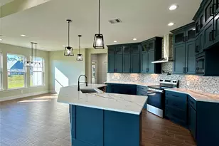 237 Crestview Dr, West Columbia, TX 77486 - Photo 8