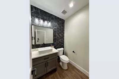 237 Crestview Drive, West Columbia, TX 77486 - Photo 14