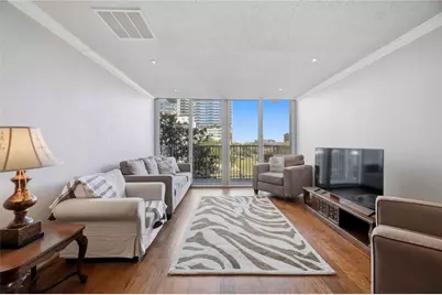3600 Montrose Boulevard #304, Houston, TX 77006 - Photo 8