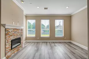 408 Eichwurzel Ln, Houston, TX 77009 - Photo 20