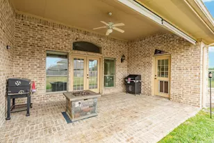 4702 Serrano Dr, League City, TX 77573 - Photo 36