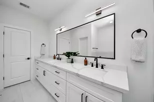 4804 Elysian St, Houston, TX 77009 - Photo 30