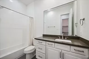 1208 Welch St, Houston, TX 77006 - Photo 22