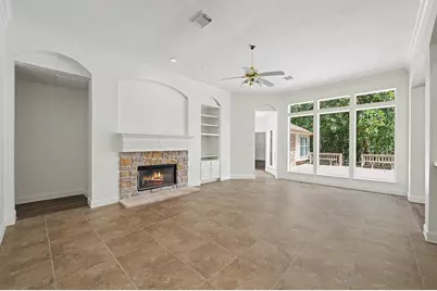 8685 Sunset Heights Lane, Conroe, TX 77302 - Photo 12