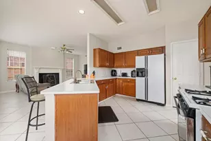 9715 Therrell Dr, Houston, TX 77064 - Photo 8