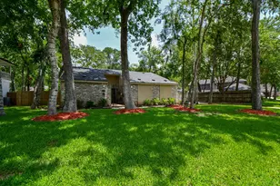 1710 Wildwood Ln, Richmond, TX 77406 - Photo 2