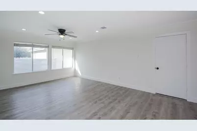 9603 Farrell Drive, Houston, TX 77070 - Photo 14