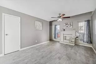 10501 South Dr, Houston, TX 77099 - Photo 2
