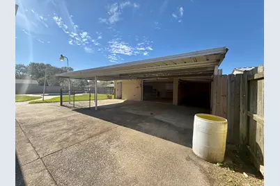 4825 Cleveland Avenue, Groves, TX 77619 - Photo 34