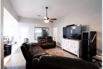 10320 Stone Gate Drive, Conroe, TX 77385 - Photo 10