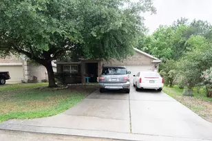 10320 Stone Gate Dr, Conroe, TX 77385 - Photo 2