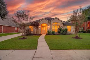 11511 Kingsbarn Ct, Tomball, TX 77377 - Photo 2