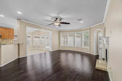 11511 Kingsbarn Court, Tomball, TX 77377 - Photo 14