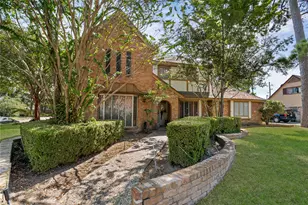 14722 Falling Creek Dr, Houston, TX 77068 - Photo 2