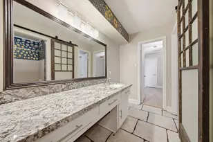 14110 Barryknoll Ln, Houston, TX 77079 - Photo 16