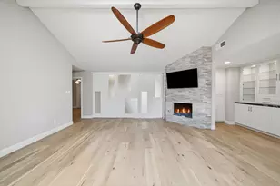 14110 Barryknoll Ln, Houston, TX 77079 - Photo 20