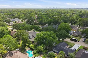 14110 Barryknoll Ln, Houston, TX 77079 - Photo 36