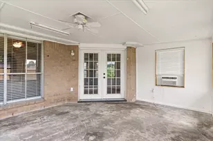1814 Wildwood Dr, Deer Park, TX 77536 - Photo 14