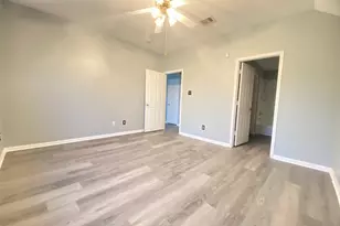 4031 Raspberry Ct, Dickinson, TX 77539 - Photo 14