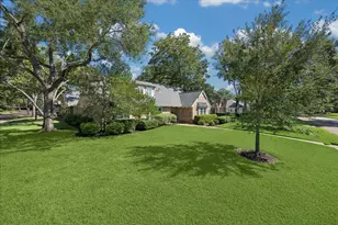 14318 Chadbourne Dr, Houston, TX 77079 - Photo 18