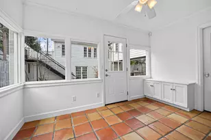 2127 Milford St, Houston, TX 77098 - Photo 10