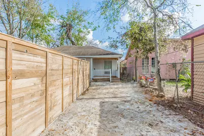3002 Kirk Street, Houston, TX 77026 - Photo 34