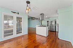 12 S Sandpiper St, La Marque, TX 77568 - Photo 6