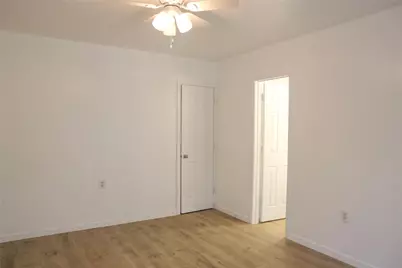 10 Jenkins Street, Houston, TX 77003 - Photo 22