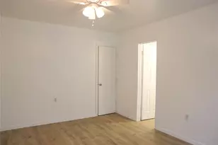 10 Jenkins St, Houston, TX 77003 - Photo 22