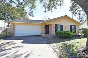 2207 Woodglen Dr, Missouri City, TX 77489 - Photo 1