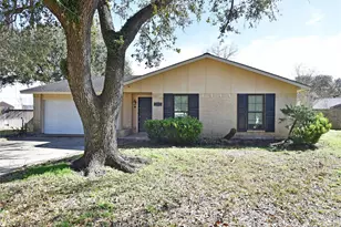 2207 Woodglen Dr, Missouri City, TX 77489 - Photo 2