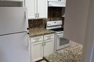 139 Phanturn Ln, Bellaire, TX 77401 - Photo 14